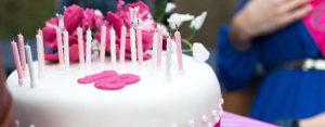 40 Frasi di auguri di buon compleanno per i 18 anni